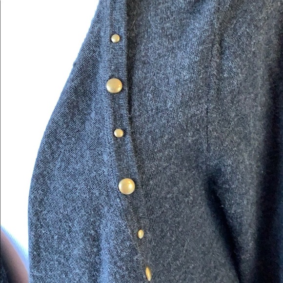 100% Italian Merino Wool grey cardigan. Large - Picture 2 of 6